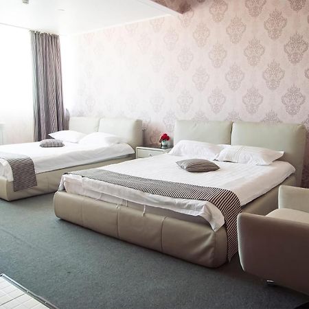 Hotel & Fitness Center Mandarin Aktau  Luaran gambar