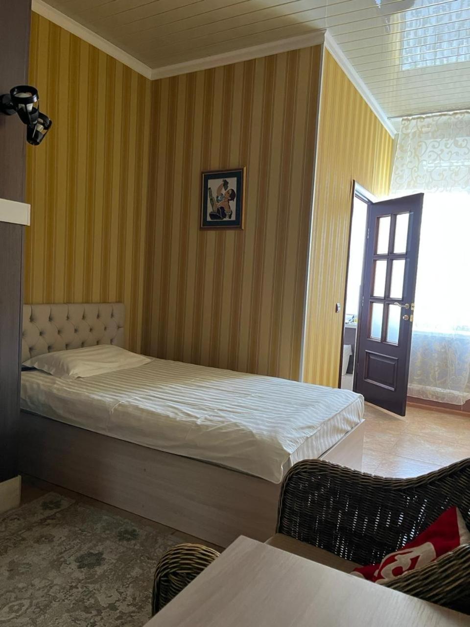 Hotel & Fitness Center Mandarin Aktau  Luaran gambar